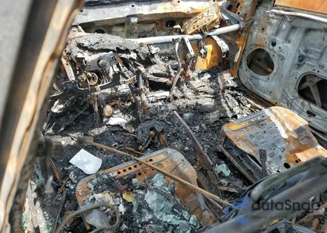 2003 Toyota Camry Le from USA, damaged, VIN 4T1BE32K23U700931